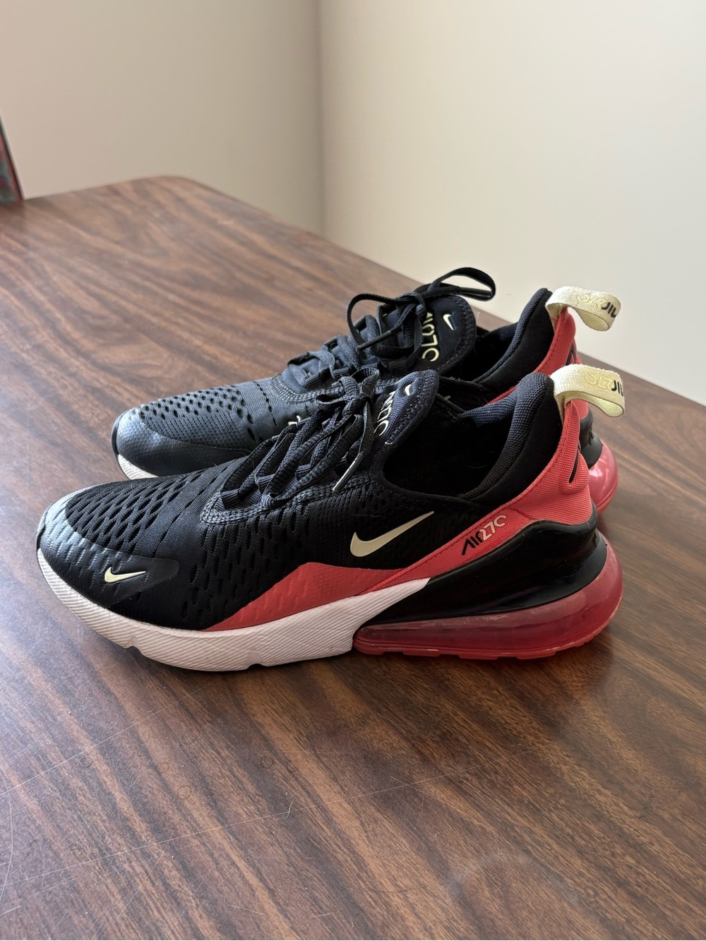 Nike Air 270 - W 7.5